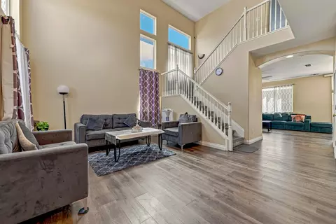 Entry Way - 63 Maia Ct, Merced, CA 95341 photo 3 of 7