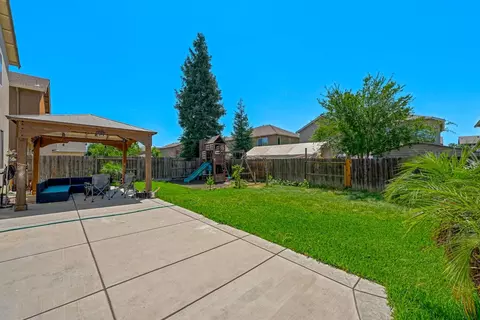 Exterior - 63 Maia Ct, Merced, CA 95341 photo 4 of 5