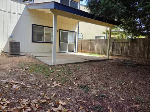 Exterior - 2717 Hoffman Woods Ln, Carmichael, CA 95608 photo 2 of 2