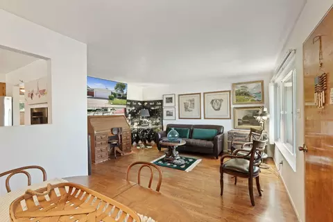 Living - 514 Howard St, Lodi, CA 95242 photo 2 of 3