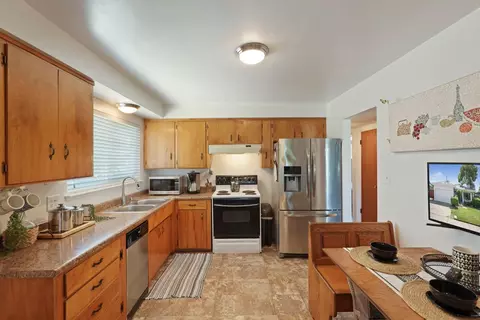 Kitchen - 514 Howard St, Lodi, CA 95242 photo 1 of 2