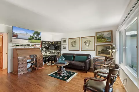 Living - 514 Howard St, Lodi, CA 95242 photo 3 of 3