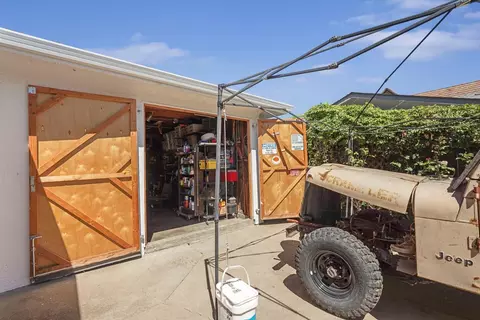 Exterior - 514 Howard St, Lodi, CA 95242 photo 4 of 7