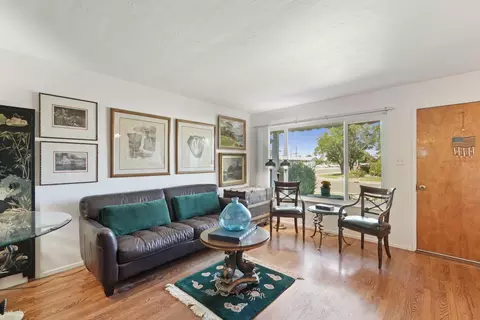 Living - 514 Howard St, Lodi, CA 95242 photo 1 of 3
