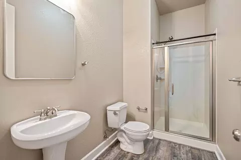 Bath - 1715 Limestone Dr, Ripon, CA 95366 photo 1 of 3