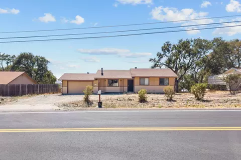 3616 Hartvickson Ln, Valley Springs, CA 95252