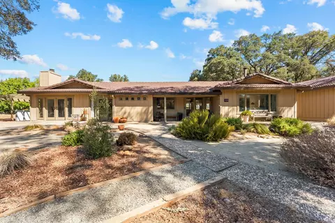 1125 Wolf Creek Rd, El Dorado Hills, CA 95762