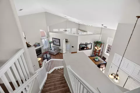 Entry Way - 1824 Aberdeen Ct, Manteca, CA 95337 photo 3 of 3