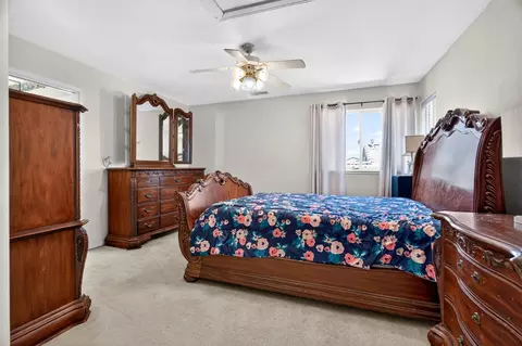 Bedroom - 1824 Aberdeen Ct, Manteca, CA 95337 photo 4 of 4