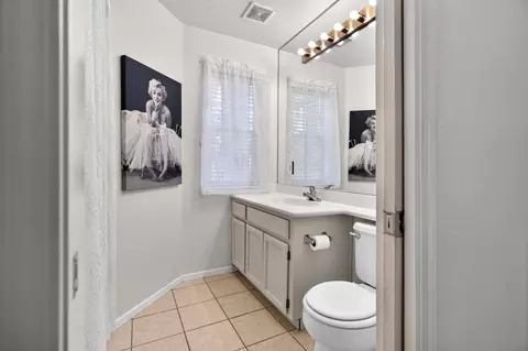 Bath - 1824 Aberdeen Ct, Manteca, CA 95337 photo 3 of 4