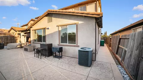 Exterior - 3931 Aplicella Ct, Manteca, CA 95337 photo 13 of 13