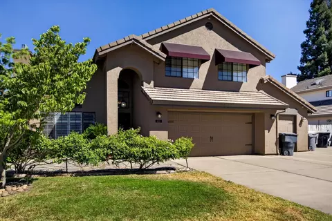 822 River Ave, Oakdale, CA 95361