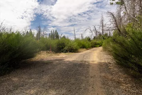 21 Quartz Hill Ln, Berry Creek, CA 95916