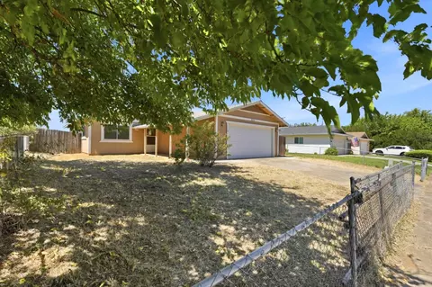 Exterior - 283 G St, Wheatland, CA 95692 photo 2 of 5