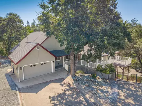 Exterior - 2812 Bronzecrest St, Placerville, CA 95667 photo 9 of 12