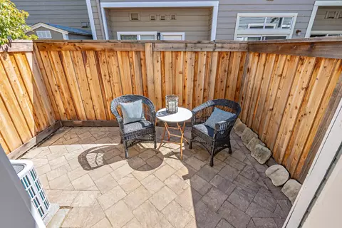 Exterior - 3131 Woods Cir, Davis, CA 95616 photo 3 of 3