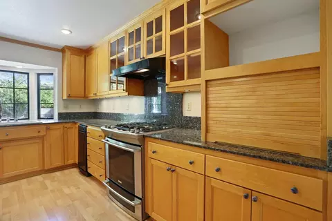Kitchen - 845 Independence Dr, Tracy, CA 95376 photo 1 of 4