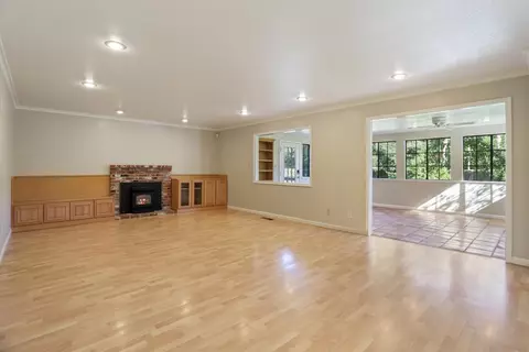 Living - 845 Independence Dr, Tracy, CA 95376 photo 8 of 11