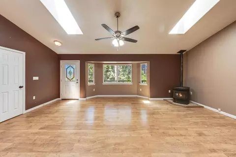 Living - 5109 Coot Rd, Placerville, CA 95667 photo 2 of 8
