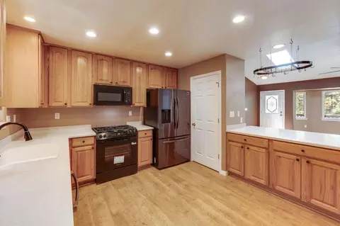 Kitchen - 5109 Coot Rd, Placerville, CA 95667 photo 2 of 3
