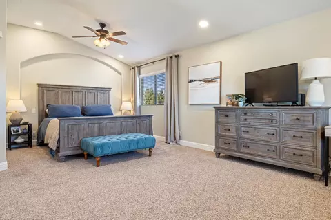Bedroom - 3213 Hillglen Ave, Modesto, CA 95355 photo 4 of 5