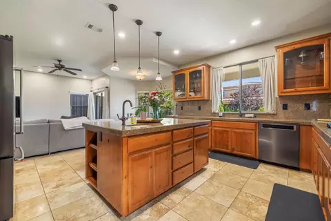 Kitchen - 3213 Hillglen Ave, Modesto, CA 95355 photo 1 of 6