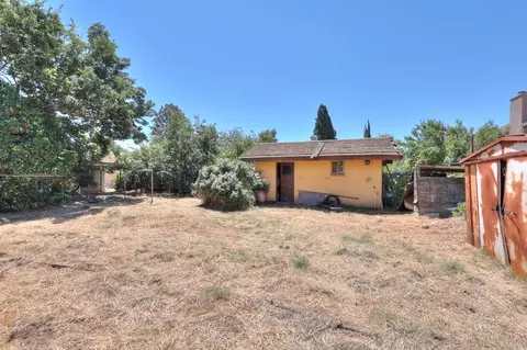 Exterior - 3115 Farris Ave, Ceres, CA 95307 photo 9 of 13