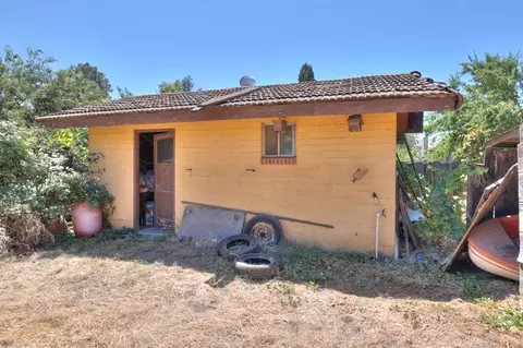 Exterior - 3115 Farris Ave, Ceres, CA 95307 photo 10 of 13