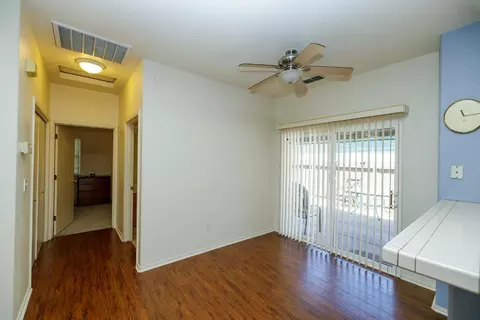 Entry Way - 3377 Four Seasons Dr, Turlock, CA 95382 photo 2 of 4