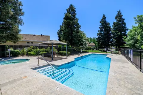 Exterior - 3377 Four Seasons Dr, Turlock, CA 95382 photo 7 of 13