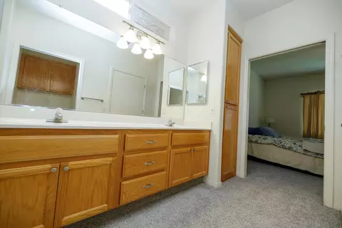 Entry Way - 3377 Four Seasons Dr, Turlock, CA 95382 photo 4 of 4