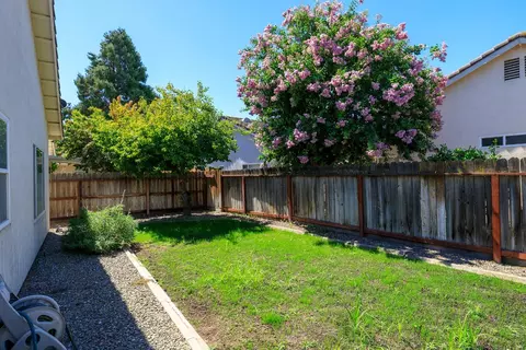Exterior - 3377 Four Seasons Dr, Turlock, CA 95382 photo 9 of 13