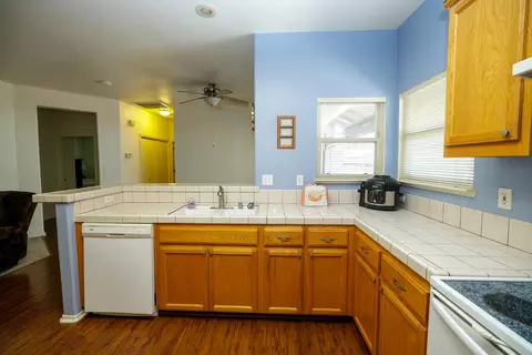 Kitchen - 3377 Four Seasons Dr, Turlock, CA 95382 photo 4 of 4