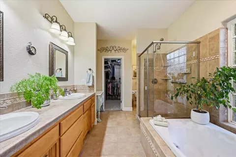 Bath - 12757 Greenbrook Loop, Penn Valley, CA 95946 photo 1 of 4