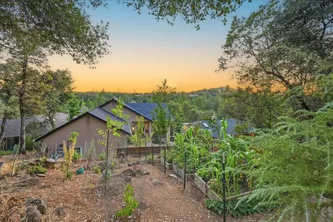 Exterior - 12757 Greenbrook Loop, Penn Valley, CA 95946 photo 17 of 19