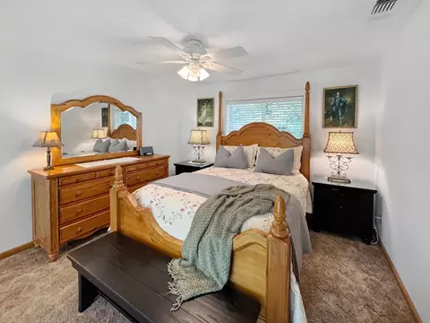 Bedroom - 13614 Wheeler Acres Rd, Grass Valley, CA 95949 photo 2 of 4