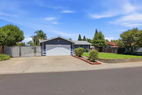 422 Greenridge Ave, Roseville, CA 95678