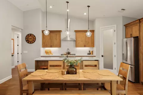 Dining - 583 Pestana Ave, Manteca, CA 95336 photo 1 of 1