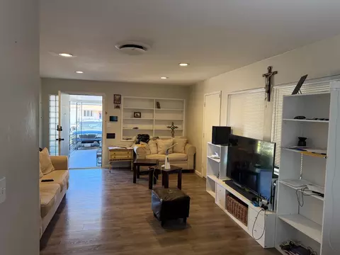 270 E Downns St, Stockton, CA 95204 photo 6