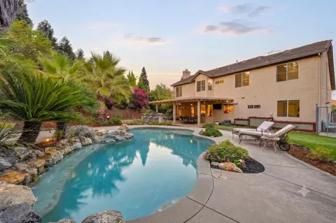 Exterior - 5221 Thor Ct, Rocklin, CA 95765 photo 6 of 17