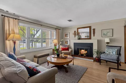 Living - 1221 Como Park Way, Modesto, CA 95350 photo 1 of 5