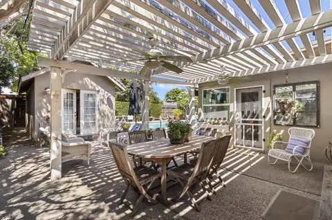 Exterior - 1221 Como Park Way, Modesto, CA 95350 photo 5 of 11