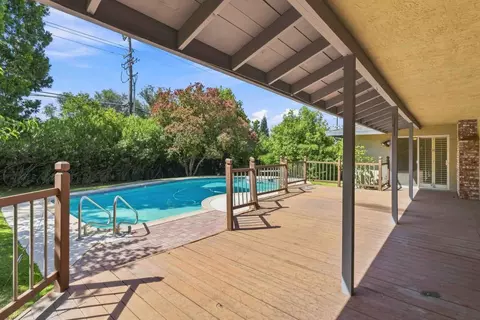 Exterior - 4681 Oak Twig Way, Carmichael, CA 95608 photo 3 of 5