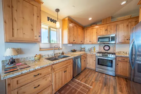 Kitchen - 1138 Heather Dr, Murphys, CA 95247 photo 1 of 2