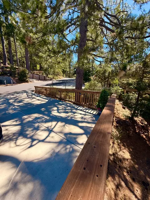 Exterior - 1138 Heather Dr, Murphys, CA 95247 photo 2 of 8