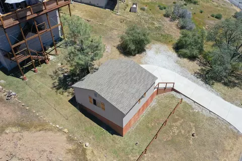 Exterior - 1138 Heather Dr, Murphys, CA 95247 photo 7 of 8