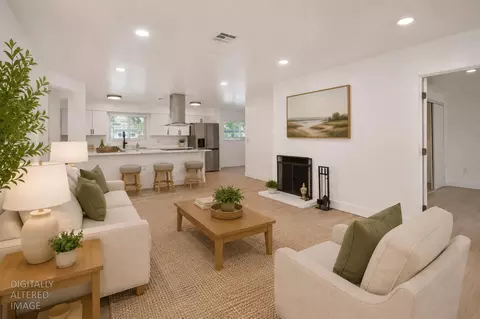 1117 Singingwood Rd, Sacramento, CA 95864