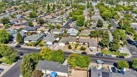 View/Area - 3024 Conant Ave, Modesto, CA 95350 photo 3 of 8