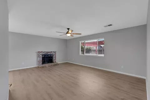 Living - 3024 Conant Ave, Modesto, CA 95350 photo 2 of 3