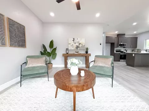 Living - 1519 9th Ave, Olivehurst, CA 95961 photo 4 of 5
